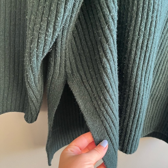 H&M Thick Knit Dark Green Turtle Neck Tunic - Picture 4 of 6